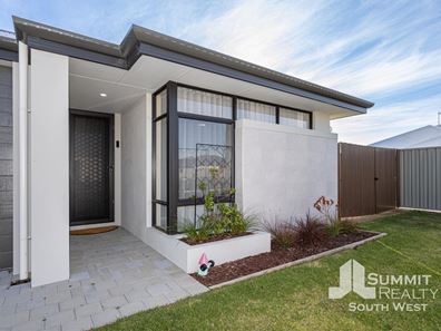 4 Krill Road, Dalyellup WA 6230