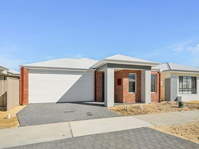 12 Pearwood Vista, Piara Waters WA 6112