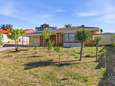 4 Ellara Court, Alexander Heights WA 6064