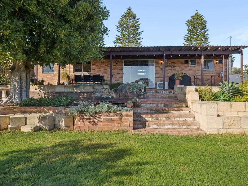 124 CARIDEAN STREET, Heathridge WA 6027