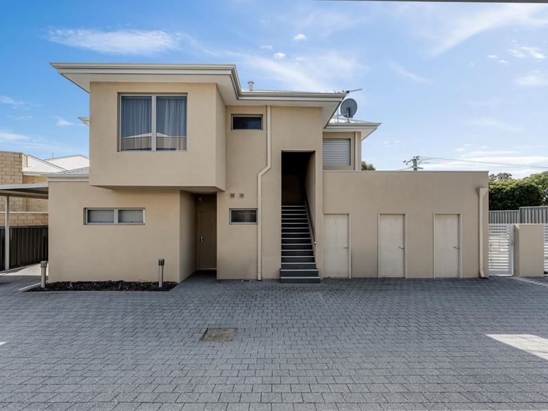 1/10 Peppering Way, Westminster WA 6061