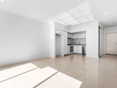 1/10 Peppering Way, Westminster WA 6061