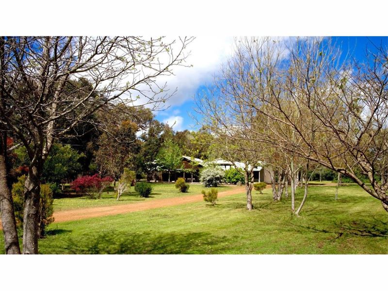 14 Huntington Court, Quedjinup WA 6281