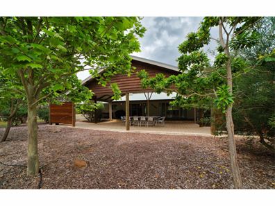 14 Huntington Court, Quedjinup WA 6281