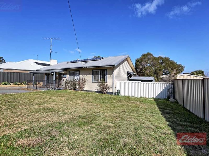 42 Grant  Street, Narrogin WA 6312