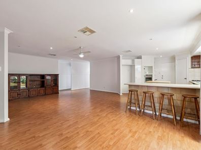 75 Townsend Road, Rockingham WA 6168