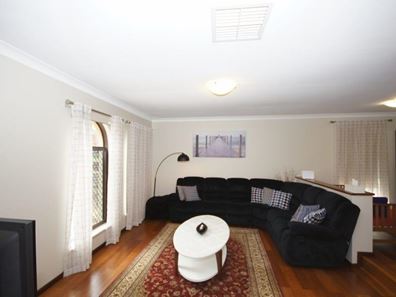 11 Hilltop Rise, Willetton WA 6155