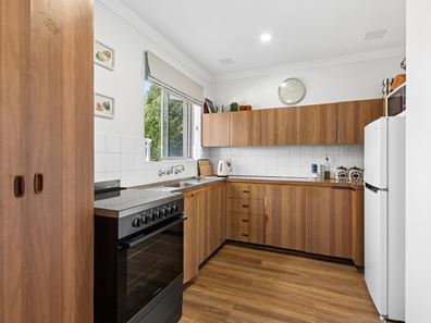 8/16 Eighth Avenue, Maylands WA 6051