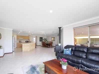7 Ryde Lane, High Wycombe WA 6057