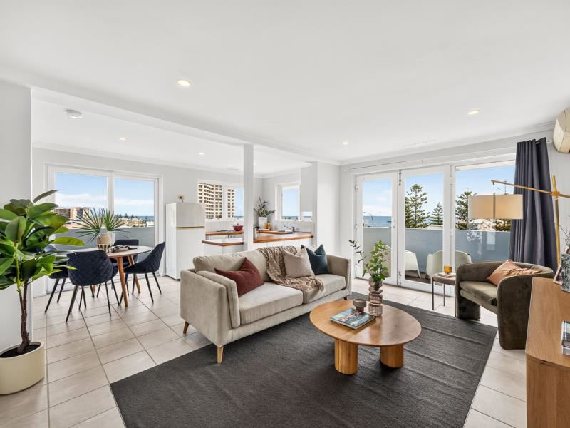 9/188 West Coast Highway, Scarborough WA 6019