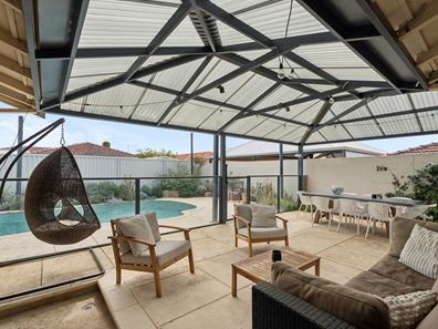 31 Hayfield Way, Duncraig WA 6023