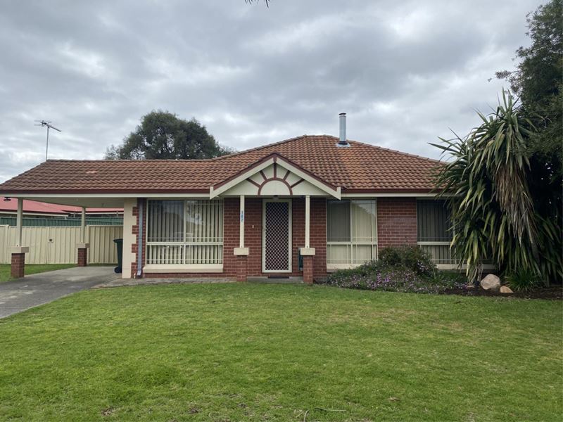 107 Hadfield Avenue, Broadwater WA 6280