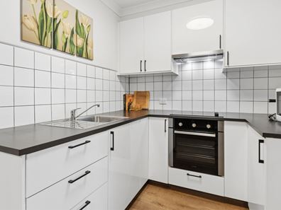 7/132 Mounts Bay Road, Perth WA 6000