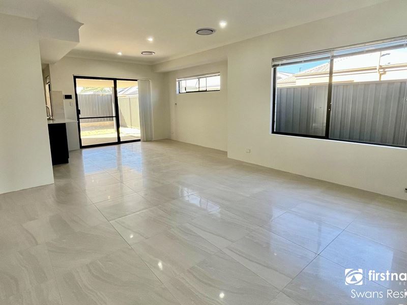 36 Jerdacuttup Loop, Brabham WA 6055