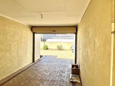 Unit 4/99-103 Armstrong Road, Wilson WA 6107
