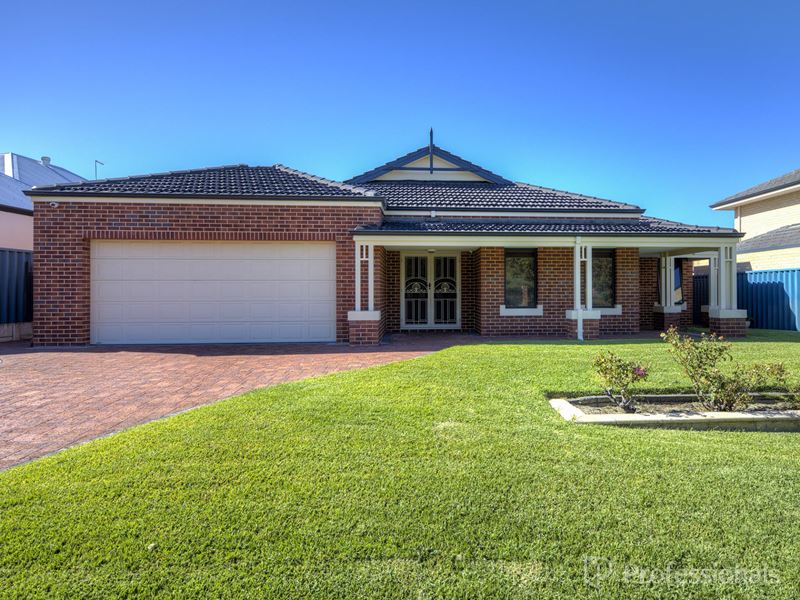98 Golf Links Drive, Carramar WA 6031
