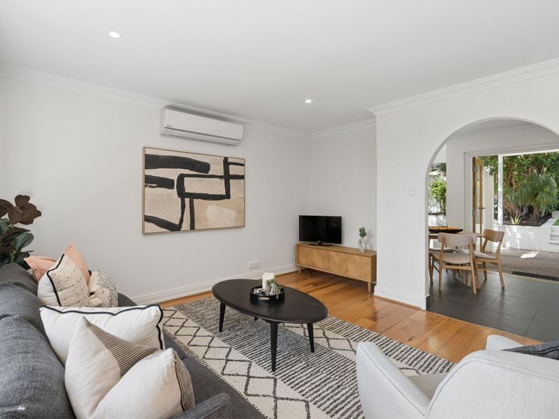 8 Sherington Road, Greenwood WA 6024