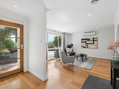 8 Sherington Road, Greenwood WA 6024