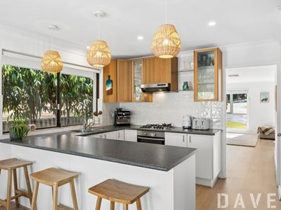 82 Poynter Drive, Duncraig WA 6023