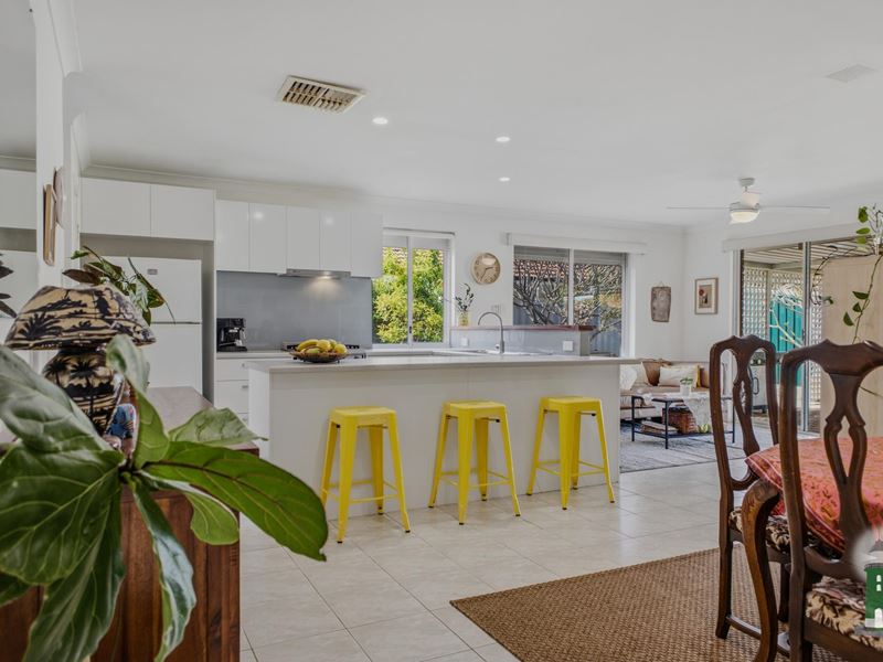 10 Stook Court, Spearwood