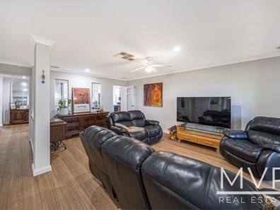 9 Brandon Mews, Parmelia WA 6167