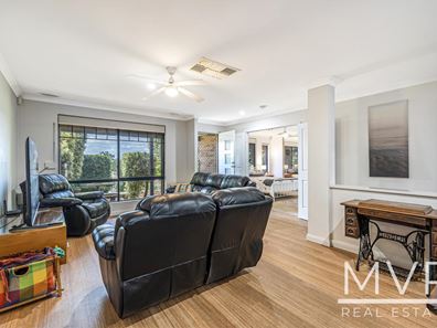 9 Brandon Mews, Parmelia WA 6167