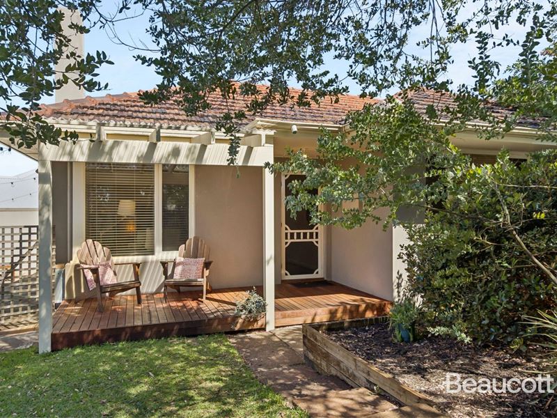 8 Fairs Street, Embleton WA 6062
