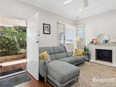 8 Fairs Street, Embleton WA 6062