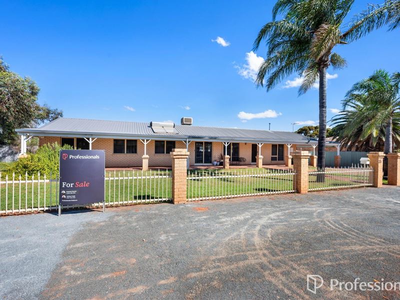 35 Sewell Drive, South Kalgoorlie