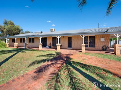 35 Sewell Drive, South Kalgoorlie WA 6430
