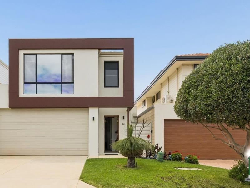 43 Longford Road, Beaconsfield WA 6162