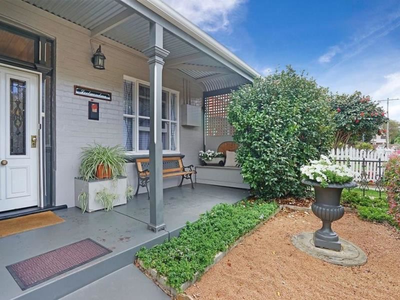 7 Station Street, Guildford WA 6055