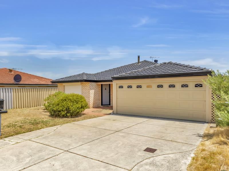 7 Peran Street, Bennett Springs WA 6063