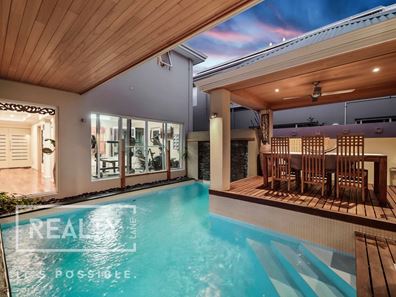 12 Tenerife Boulevarde, Hillarys WA 6025