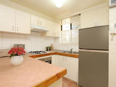 Unit 204D/25 Herdsman Parade, Wembley WA 6014