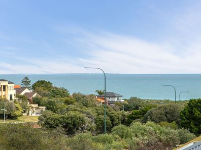 12/4 Perina Way, City Beach WA 6015