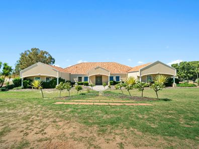 52 Forest Road, Henley Brook WA 6055
