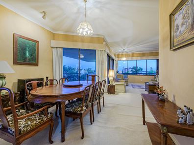 2/9 Bowman Street, South Perth WA 6151