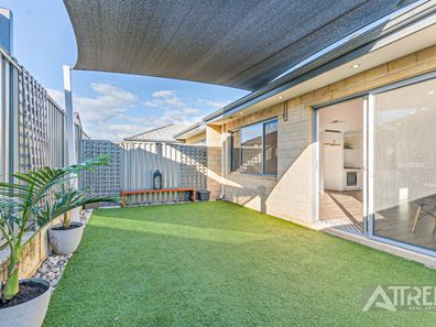 8 Hobson Loop, Piara Waters WA 6112