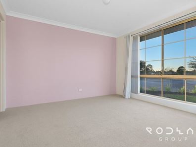 4 Pira Loop, Byford WA 6122