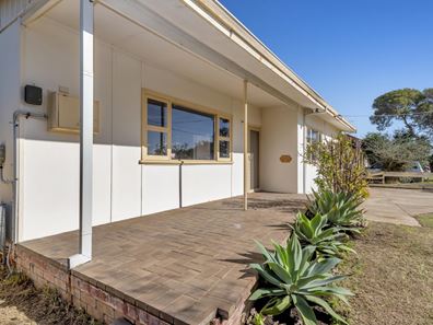 29 Wyeree Road, Mandurah WA 6210
