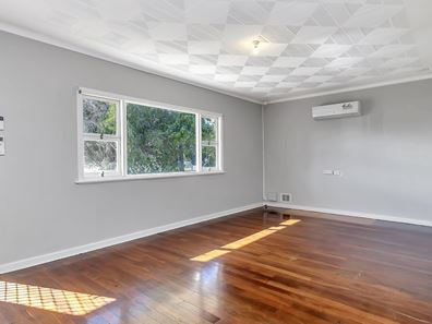 29 Wyeree Road, Mandurah WA 6210
