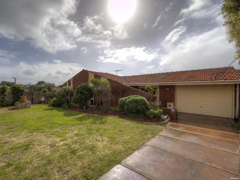 4 Barclay Avenue, Padbury