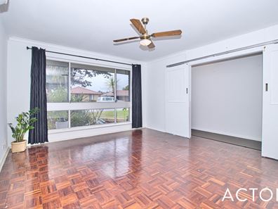 45 Chester Way, Rockingham WA 6168