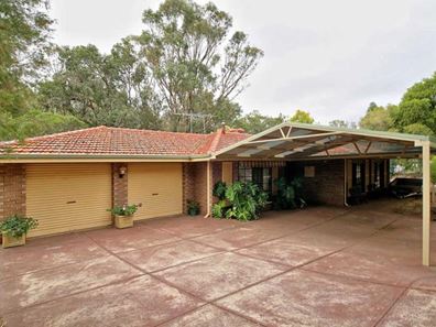 98 Amethyst Crescent, Mount Richon WA 6112