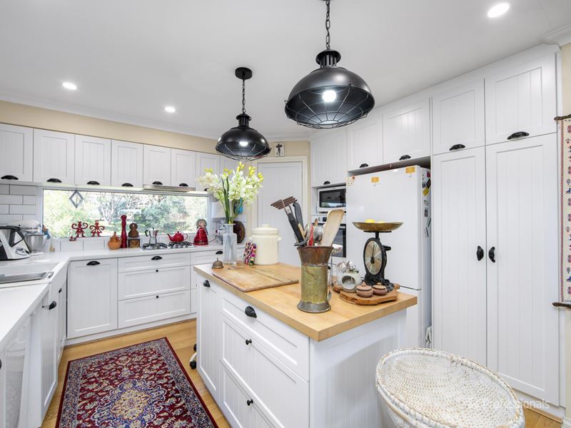 24 Bayley Street, Woodbridge