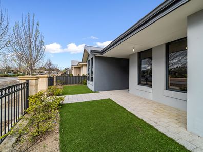 243 Millhouse Road, Aveley WA 6069