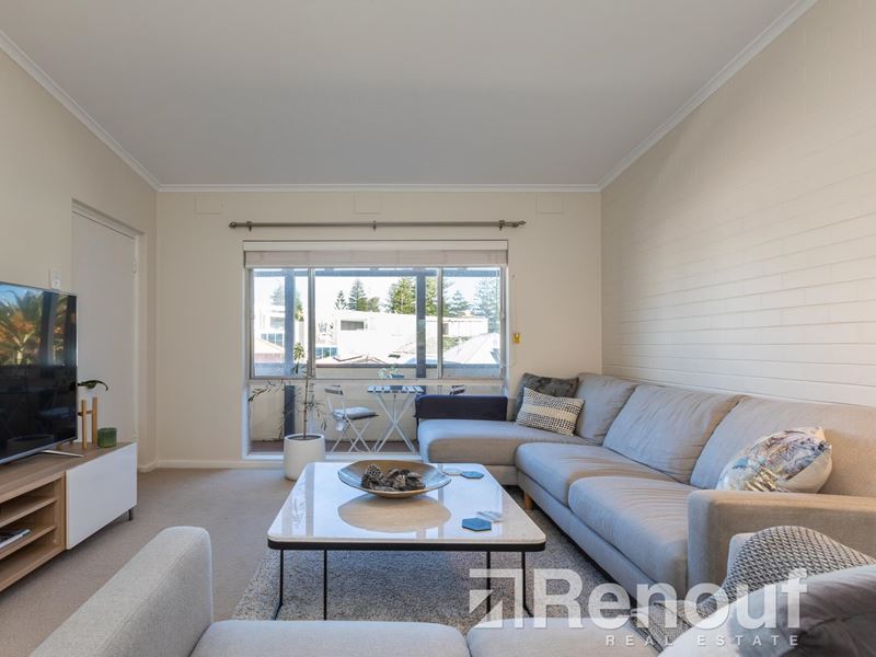 11/156 Broome Street, Cottesloe