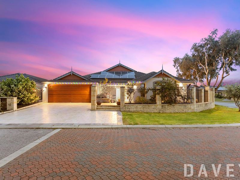 43 Van Gogh Road, Tapping
