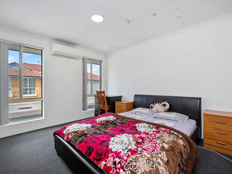 14 Belgravia Place, Canning Vale